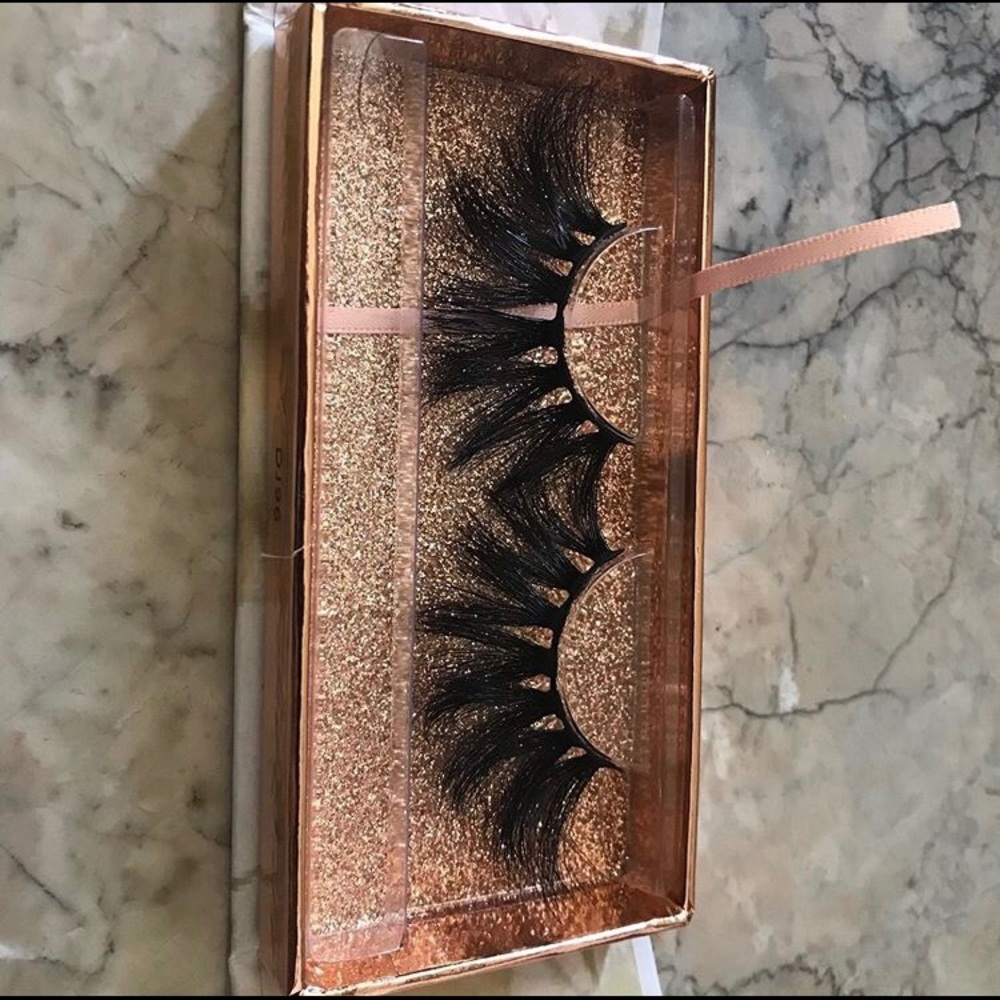 LASH TYPE “HOLLYWOOD” I.L.I 25MM MINKS